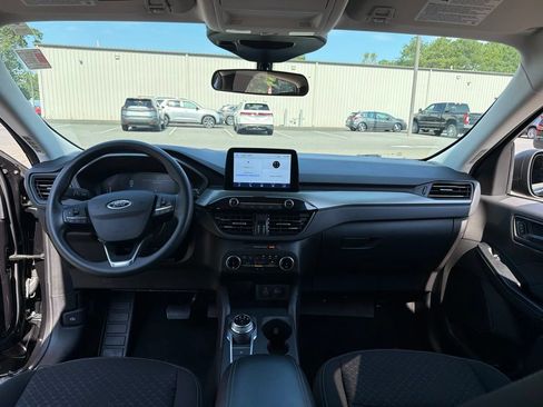 Used 2025 Ford Escape Active FWD image 8