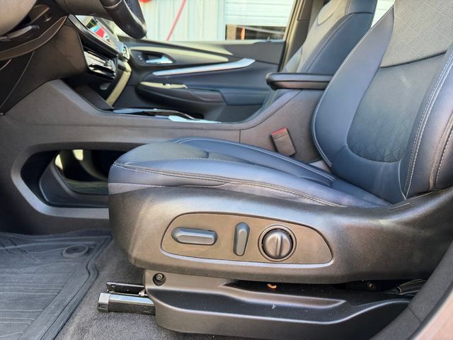 Used 2022 Chevrolet Bolt EUV LT w/ Convenience Package FWD image 26