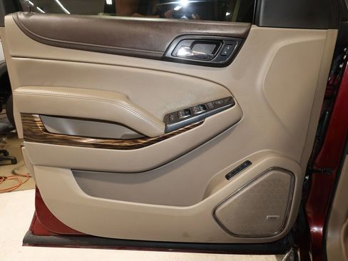 Used 2016 GMC Yukon SLT w/ HD Trailering Package AWD/4WD image 11