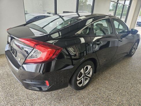 Used 2016 Honda Civic LX image 2