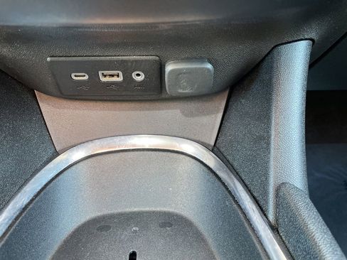 Used 2024 Chevrolet Malibu LT FWD image 19