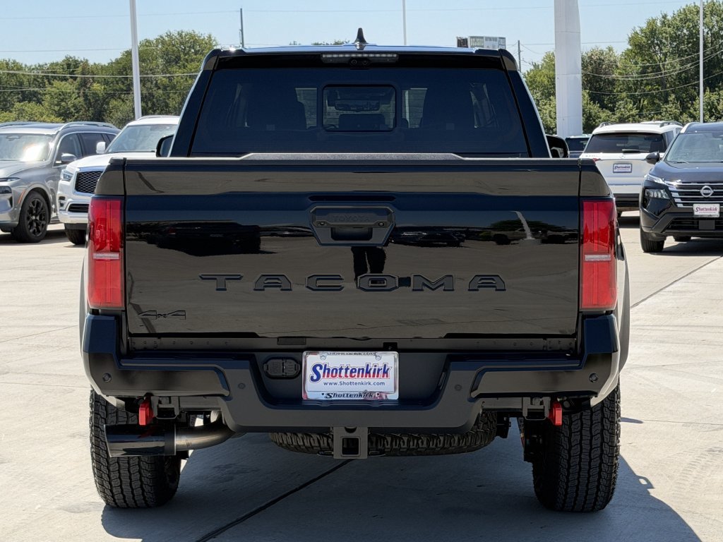 Used 2026 Toyota Tacoma TRD Off-Road w/ TRD Off Road Premium Package AWD/4WD image 5