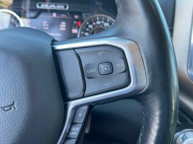 Used 2020 RAM 1500 Laramie AWD/4WD image 33