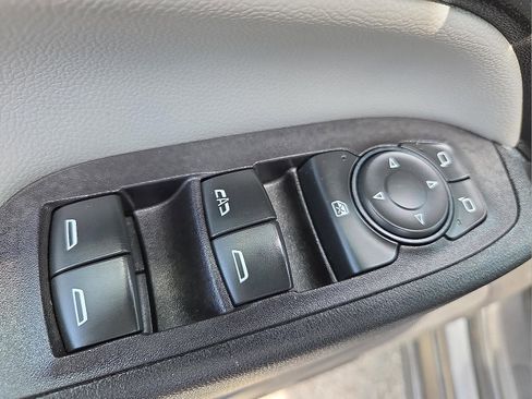 Certified 2020 Chevrolet Equinox LT AWD/4WD image 15