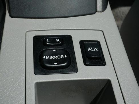 Used 2011 Toyota RAV4 2WD w/ Base L4 Extra Value Pkg image 32