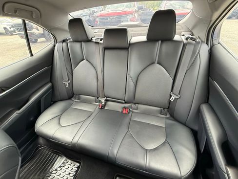 Used 2024 Toyota Camry XLE FWD image 14