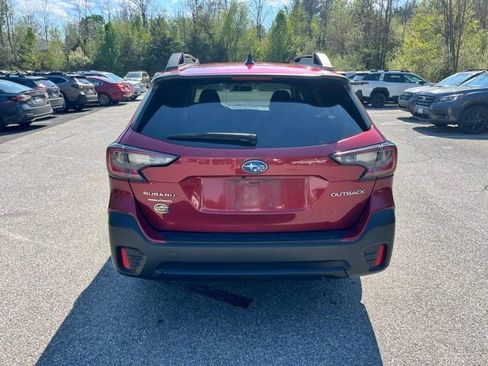 Used 2022 Subaru Outback Premium image 6