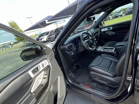 Used 2021 Ford Explorer ST w/ Equipment Group 401A AWD/4WD image 20