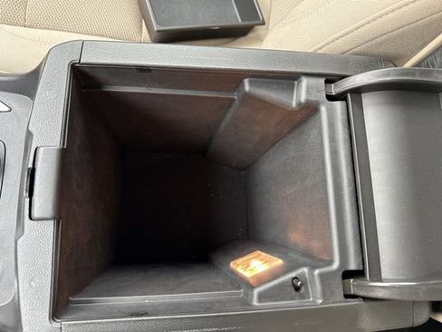 Used 2023 Chevrolet Traverse LS w/ Safety Package image 27