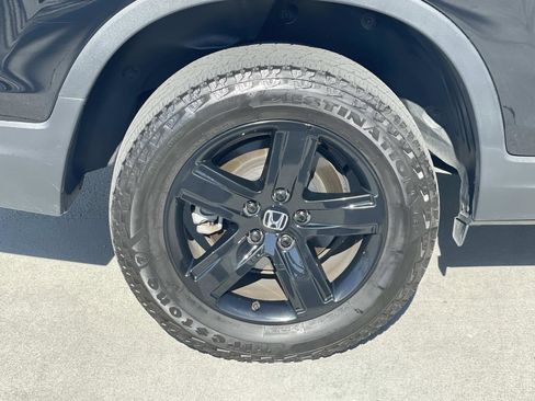 Certified 2023 Honda Ridgeline Black Edition image 30