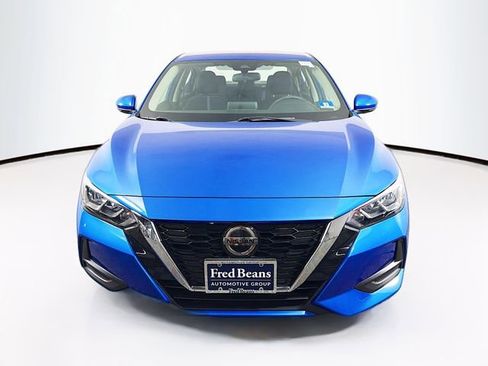 Certified 2020 Nissan Sentra SV FWD image 2