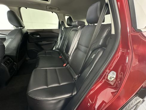 Certified 2022 Nissan Rogue SV w/ SV Premium Package FWD image 23