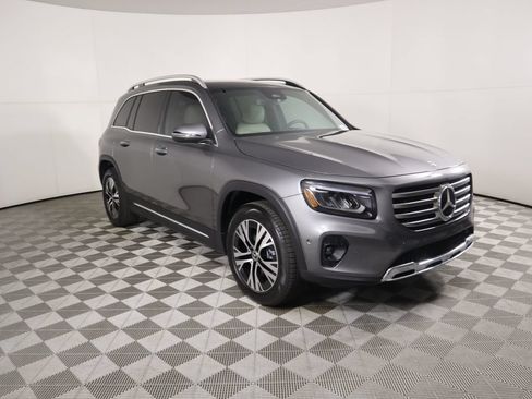 Certified 2026 Mercedes-Benz GLB 250 image 3