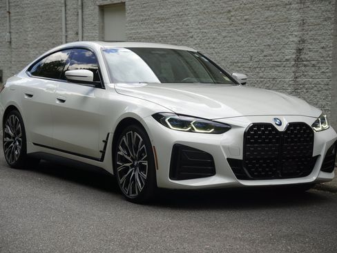 Used 2022 BMW 430i Gran Coupe w/ M Sport Package RWD image 9