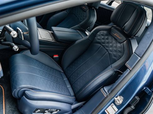 Certified 2025 Bentley Flying Spur Plug-In Hybrid AWD/4WD image 26