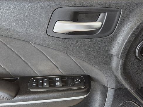 Used 2023 Dodge Charger Scat Pack w/ Technology Group image 17