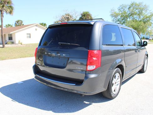 Used 2011 Dodge Grand Caravan Crew image 11