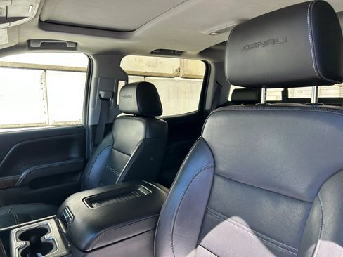 Used 2017 GMC Sierra 1500 Denali w/ Denali Ultimate Package AWD/4WD image 2
