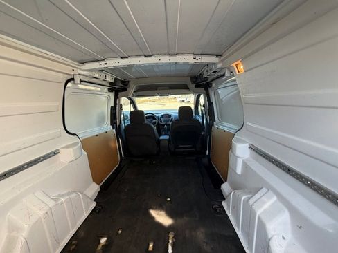 Used 2014 Ford Transit Connect XLT image 9