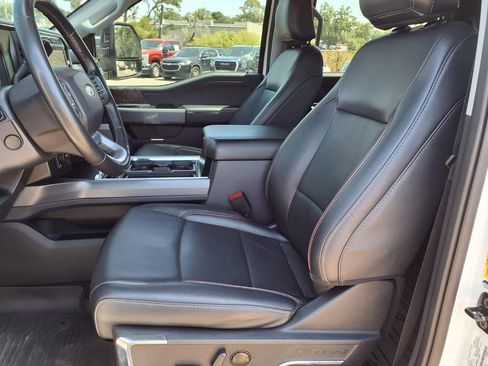 Used 2024 Ford F250 Lariat w/ Lariat Ultimate Package AWD/4WD image 26