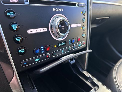 Used 2018 Ford Explorer Limited w/ Equipment Group 301A image 33