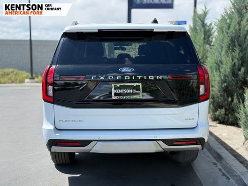 Used 2025 Ford Expedition Max Platinum AWD/4WD image 7