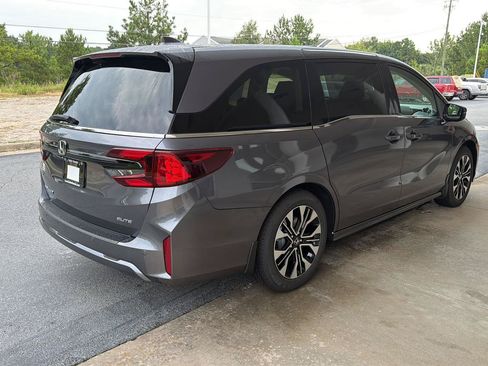 New 2026 Honda Odyssey Elite image 6