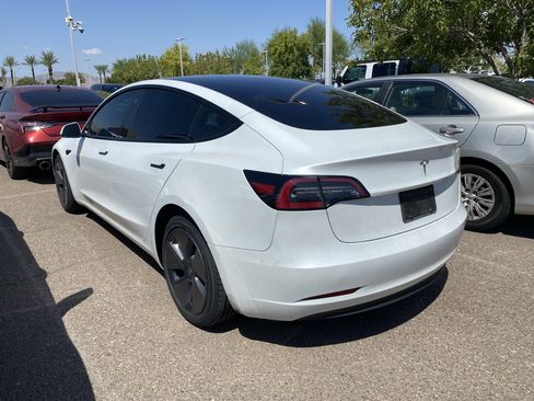 Used 2023 Tesla Model 3 Standard Range RWD image 4