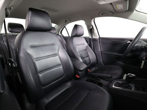 Used 2014 Volkswagen Jetta SE image 24