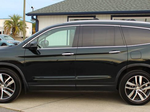 Used 2016 Honda Pilot Elite image 2