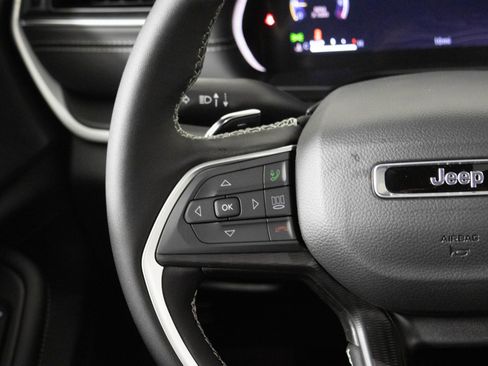 New 2025 Jeep Grand Cherokee Laredo X image 28