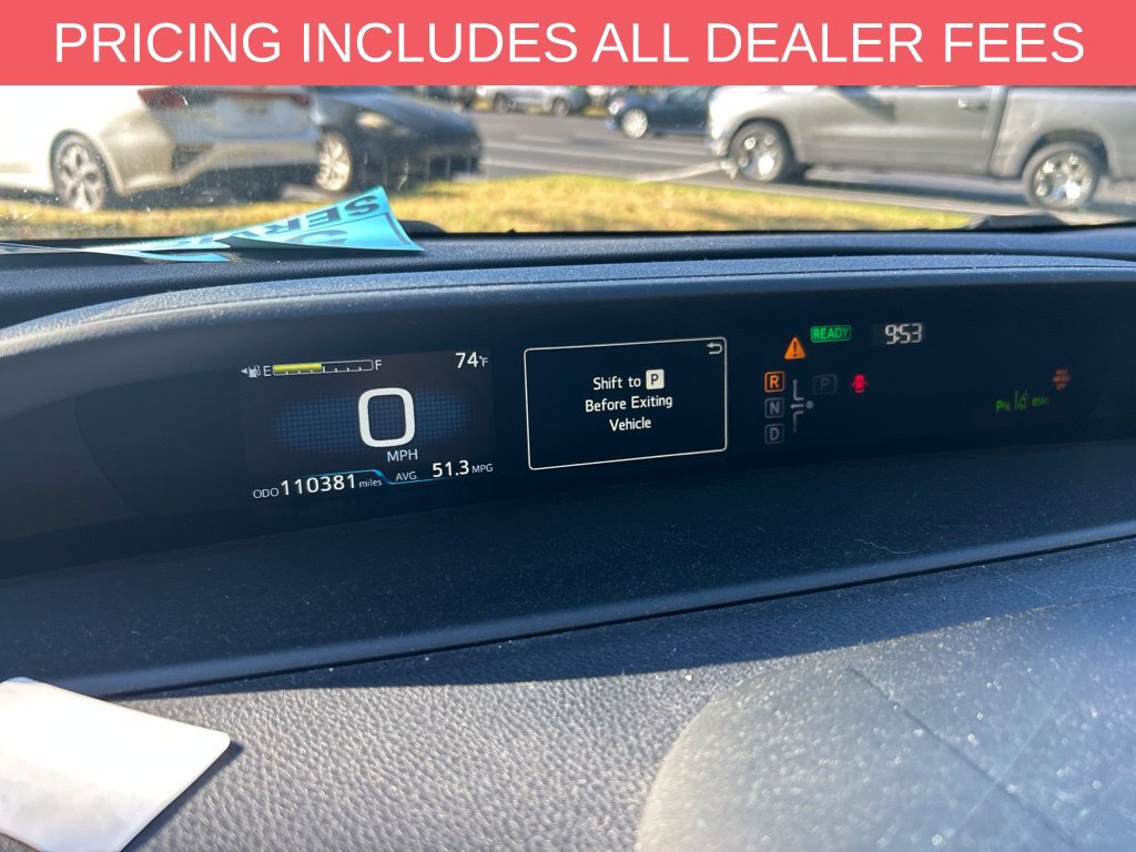 Used 2022 Toyota Prius Limited FWD image 6