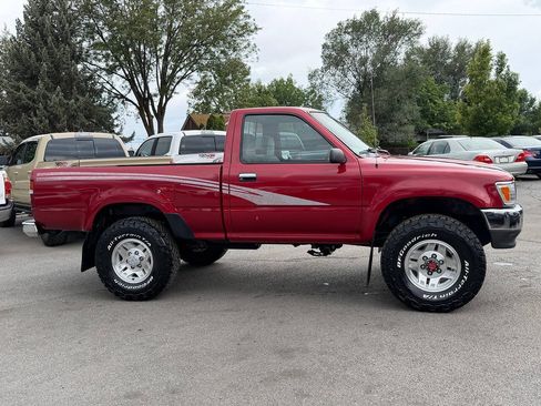 Used 1993 Toyota Pickup Deluxe AWD/4WD image 57