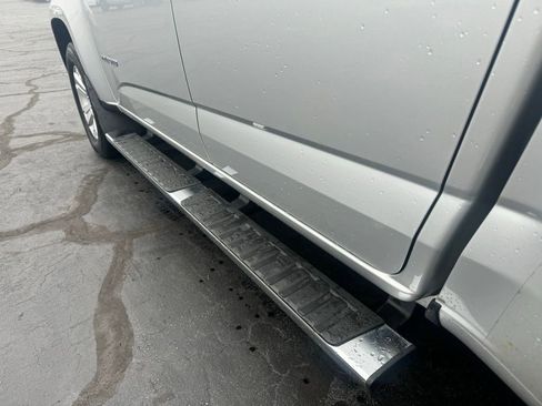 Used 2018 Chevrolet Colorado LT image 4