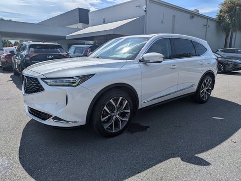 Used 2022 Acura MDX w/ Technology Package FWD image 3