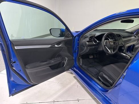 Used 2018 Honda Civic EX image 7