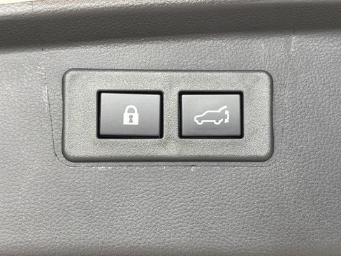 Used 2025 Subaru Outback Premium AWD/4WD image 15