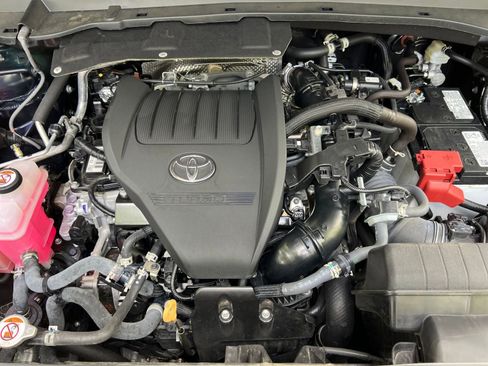 Used 2025 Toyota Grand Highlander FWD image 36