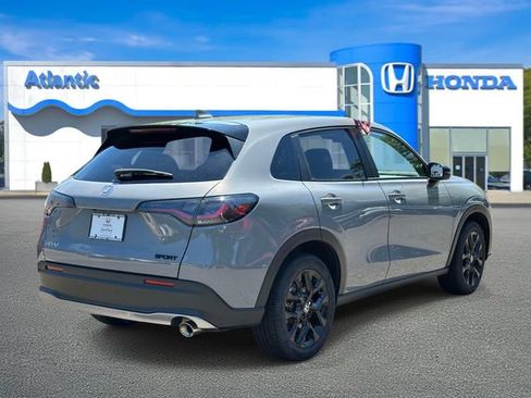 Certified 2025 Honda HR-V Sport image 6