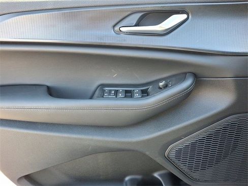 New 2025 Jeep Grand Cherokee L Laredo w/ Luxury Tech Group I image 8