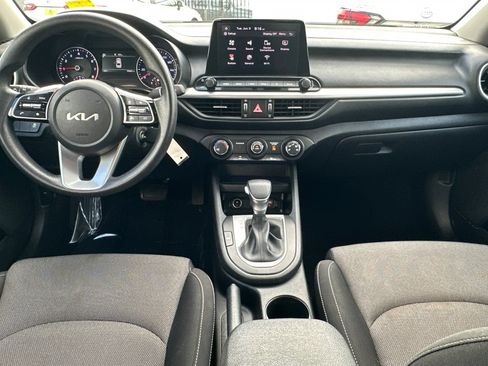 Used 2024 Kia Forte LXS FWD image 17