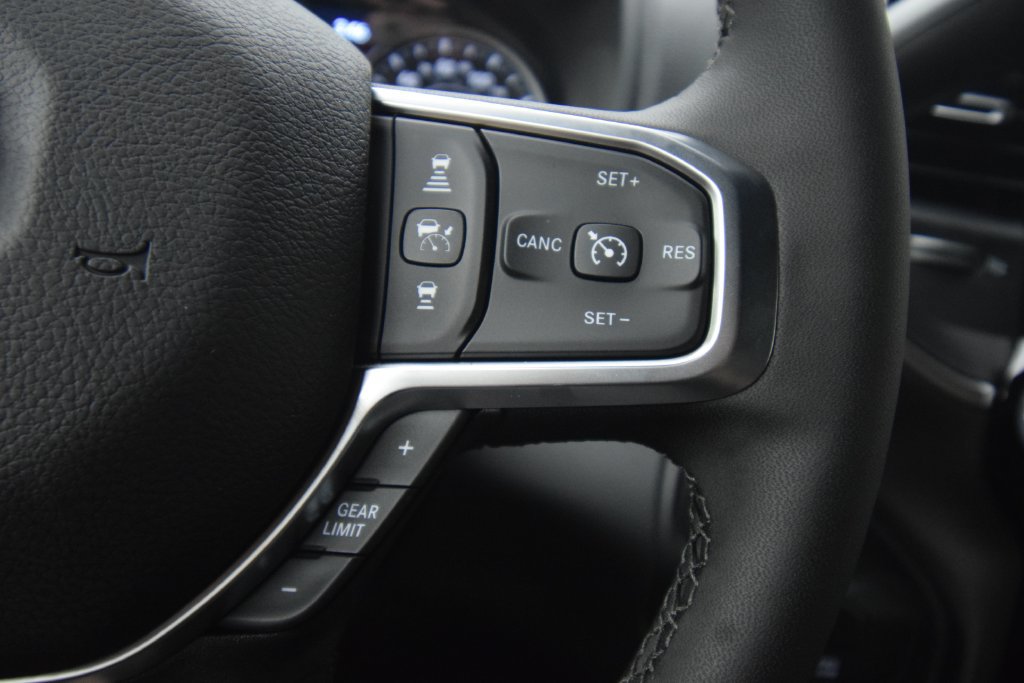 New 2026 RAM 3500 Big Horn AWD/4WD image 28