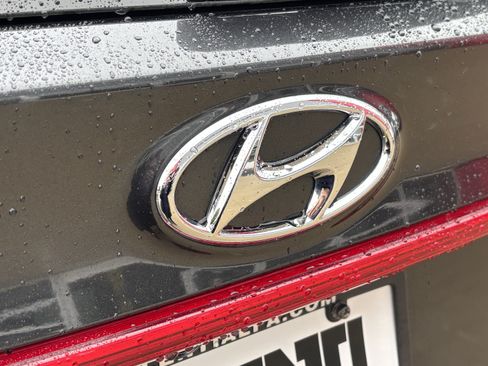 Used 2022 Hyundai Santa Fe Calligraphy AWD/4WD image 16