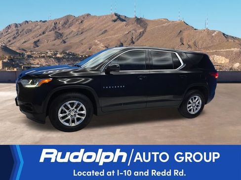 Used 2021 Chevrolet Traverse LS FWD image 2