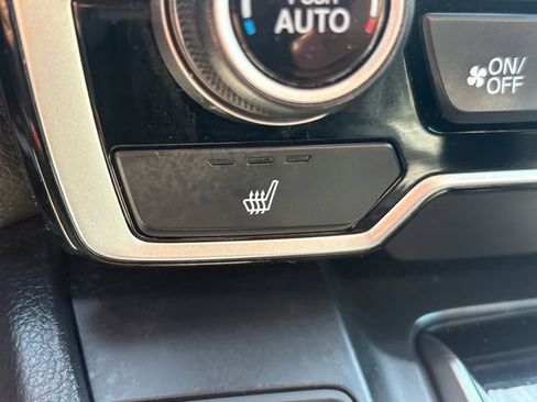 Used 2017 Honda CR-V Touring image 17