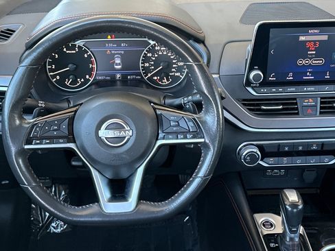 Certified 2024 Nissan Altima 2.5 SR FWD image 14