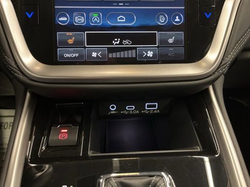 Certified 2025 Subaru Outback Premium w/ Popular Package #1A image 25