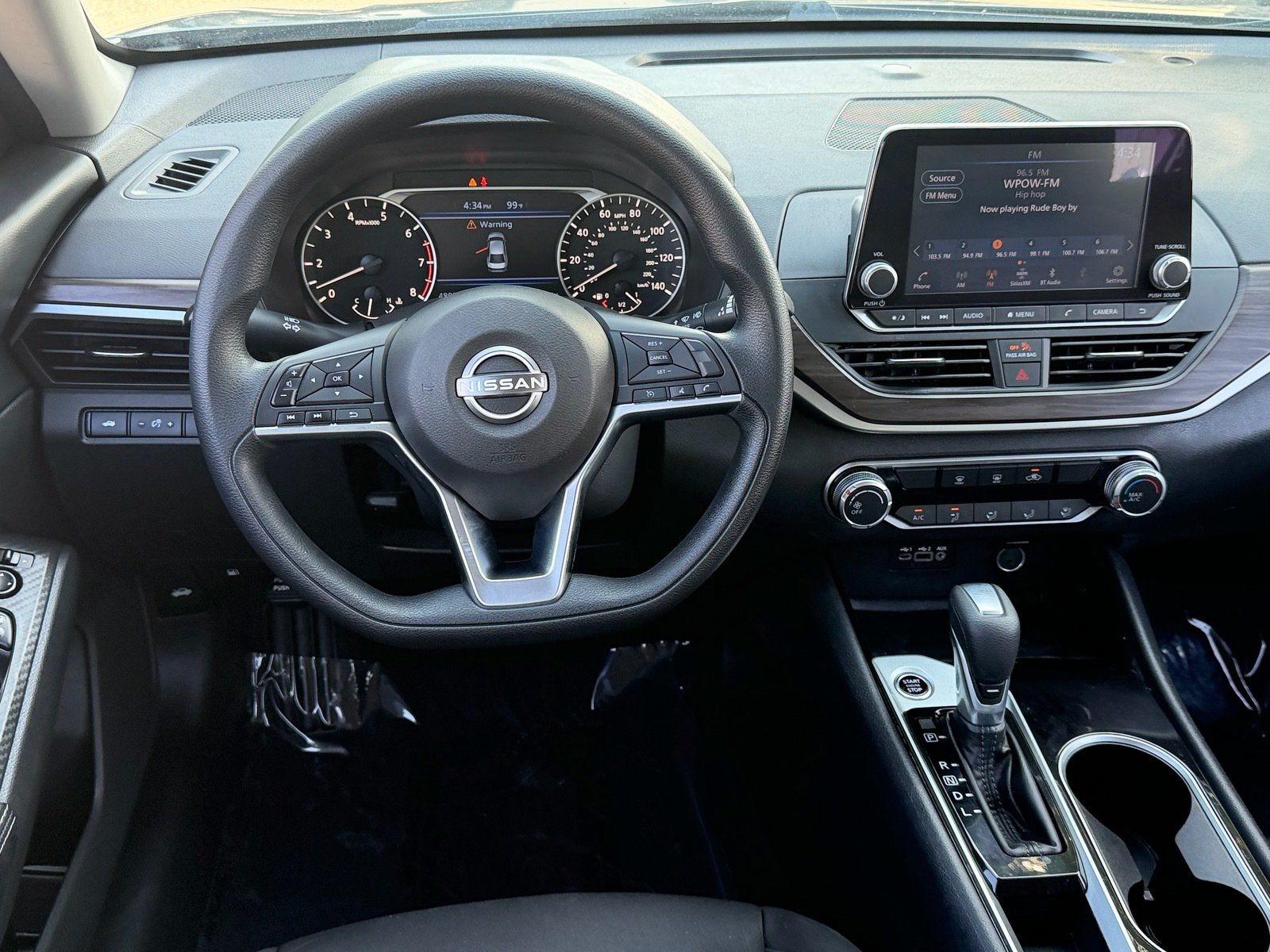 Certified 2024 Nissan Altima 2.5 SV FWD image 12