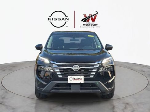 Used 2025 Nissan Rogue S AWD/4WD image 2