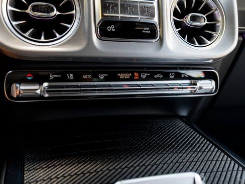 Used 2025 Mercedes-Benz G 63 AMG 4MATIC image 69
